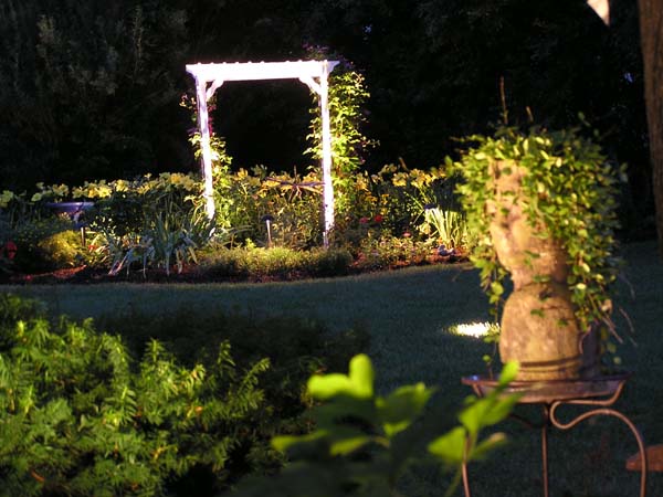 CFC Landscape Lighting :: Portfolio Gallery